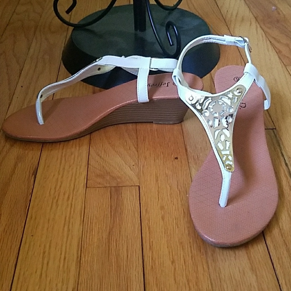 Heeled sandals